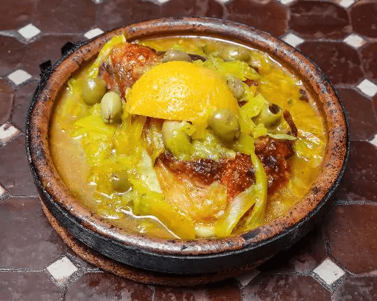Tajine poulet citron confit chez Younice restaurant marocain paris